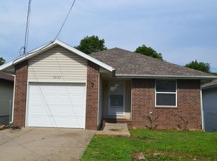 2627 N Fort Ave, Springfield, MO 65803