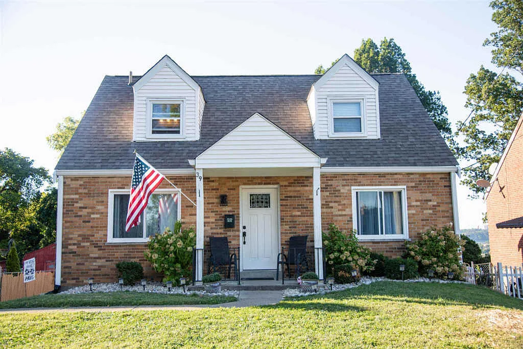 39 E Ridge Pl photo 1