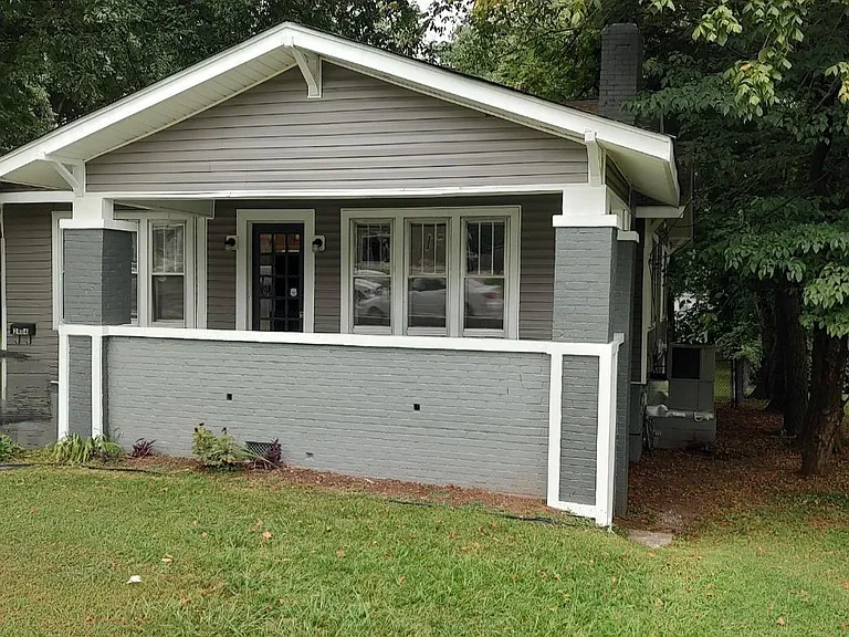 2404 Whitesburg Dr SW — Photo 2