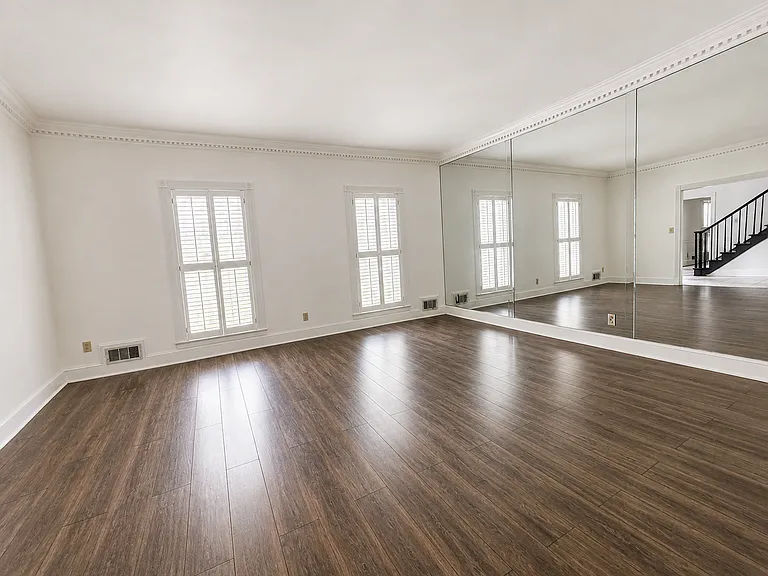 545 Coldstream Ct — Photo 6