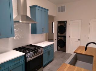 624A Calle De Valdez, Santa Fe, NM 87505