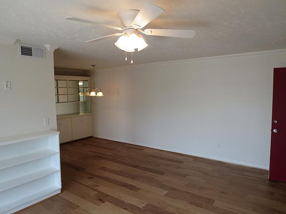 4th image of 505 Westcott St APT 301