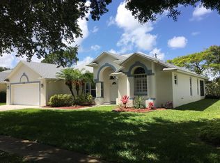 8276 Sandpine Cir, Port Saint Lucie, FL 34952