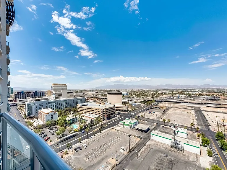 150 Las Vegas Blvd #1914 — Photo 24