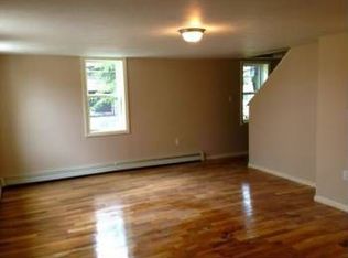 171 Cato St, Woonsocket, RI 02895