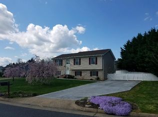 1654 Park Lawn Dr, Harrisonburg, VA 22801