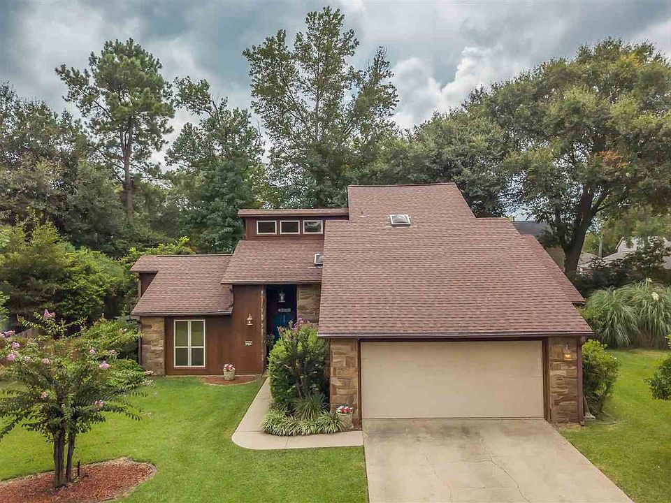 1st image of 1204 Canterbury Blvd