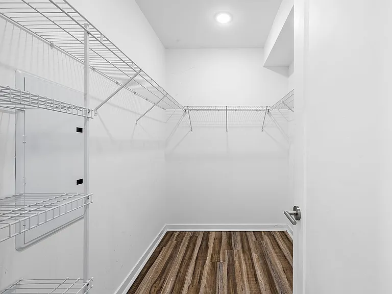 1352 N 27th St - DPD 4676 Pyramid — Photo 17