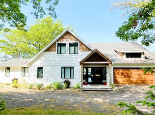 33551 Cobalt Cir NW, Cambridge, MN 55008