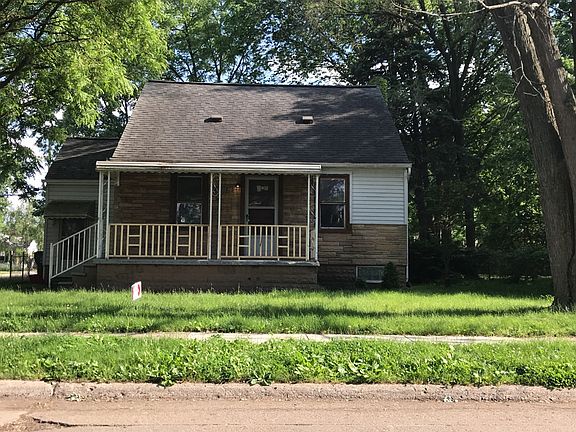 2nd image of 152 E Coy Ave