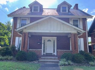 1919 18th St, Huntington, WV 25701