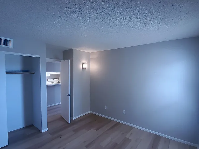 Sand Pebble Community *Renovated Units — Photo 101