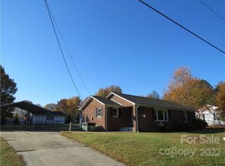 2405 McGill St, Kannapolis, NC 28081