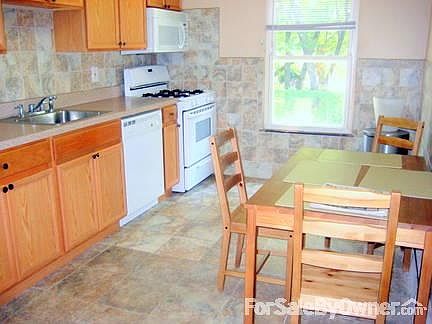 2nd image of 26 Clinton St #10