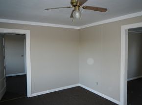 2nd image of 405 Dayton St