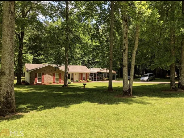 1438 S State Line Rd, Lagrange, GA 30240