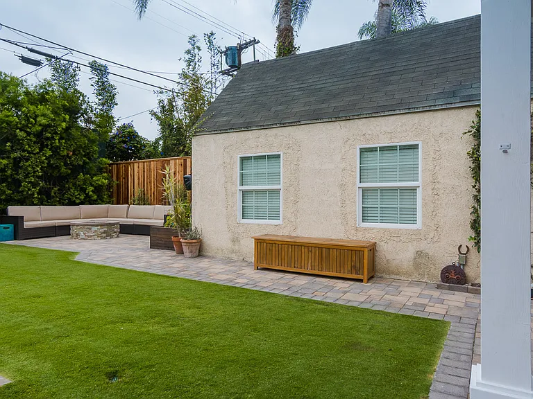 1312 S Orange Grove Ave — Photo 10