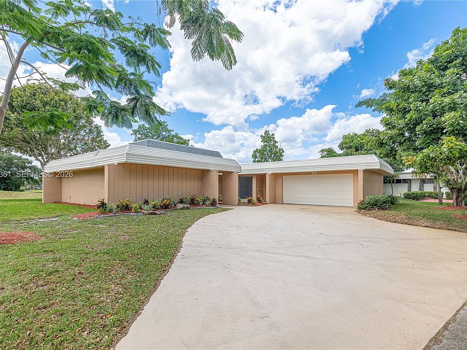 1st image of 5201 Yellow Pine Ln