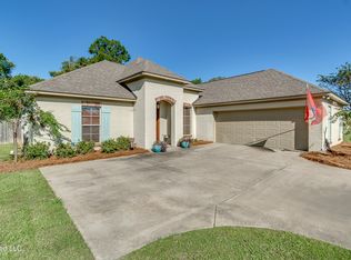 117 Rhodes Ln, Canton, MS 39046