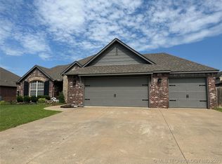 14609 S Courtney Ln W, Glenpool, OK 74033