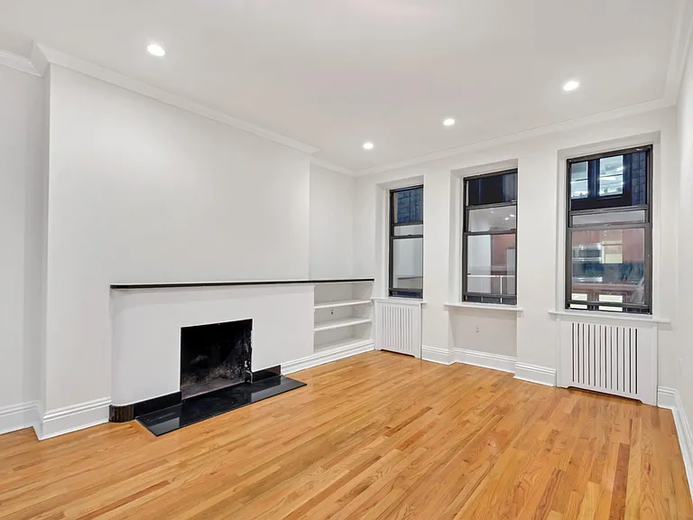 121 Madison Ave #10E — Photo 3
