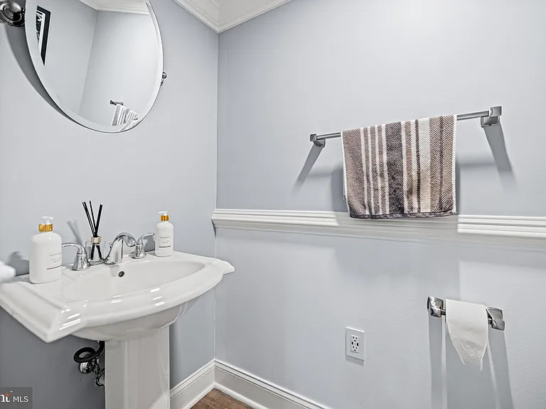 13908 Pleasant Grove Ct — Photo 49