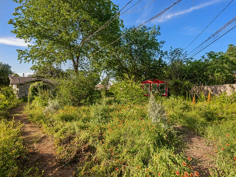 3811 Byron Dr — Photo 21