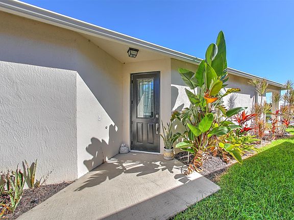 5th image of 9713 SW Eastbrook Circle