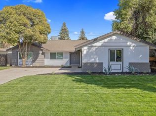2716 S Fairway Ct, Visalia, CA 93277