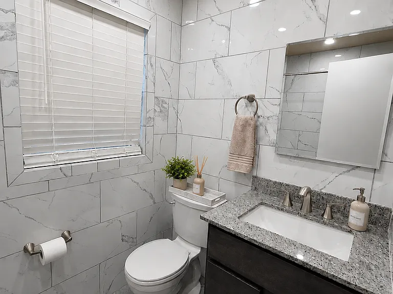 1301 Sunset Dr — Photo 12