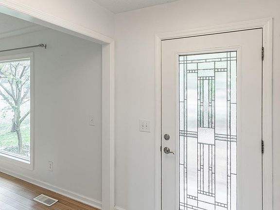 5th image of 13020 Coys Dr SE