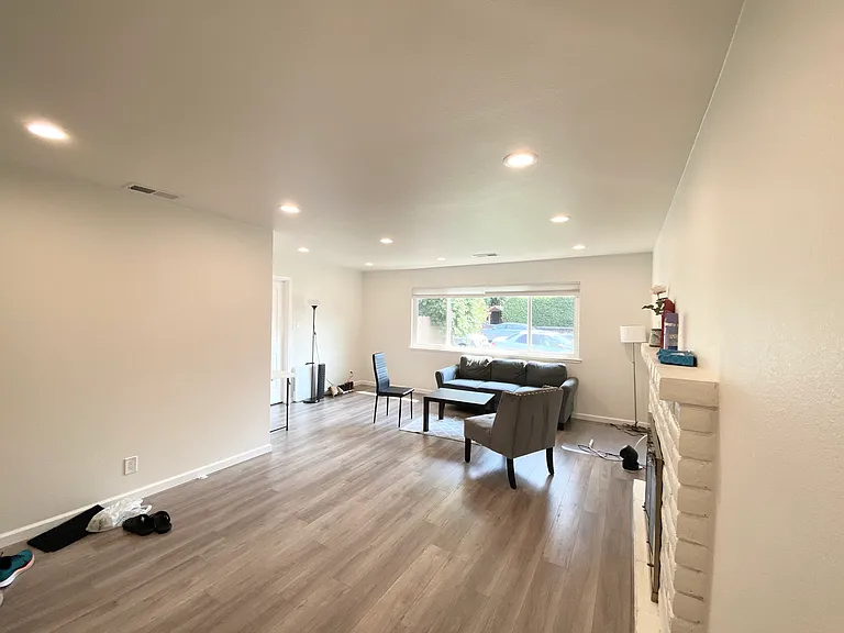 275 Orchard Ave — Photo 16