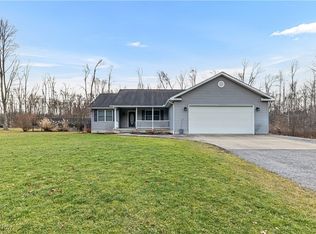 1689 Lucretia Dr, Girard, OH 44420