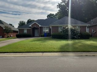205 Somerled Ct, Florence, AL 35633