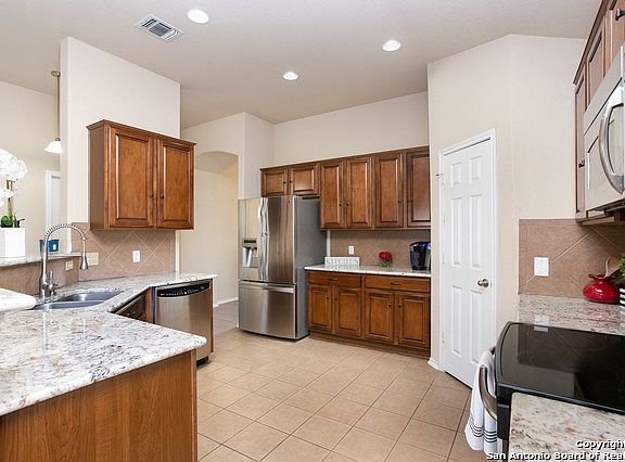 5th image of 5511 Southern Oaks