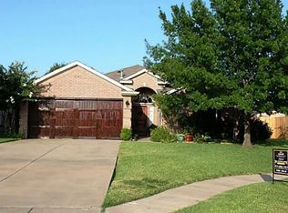 7758 Sunnydale Ct, Fort Worth, TX 76137