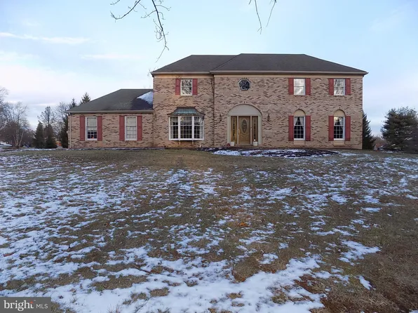 1371 Heller Dr, Yardley, PA 19067