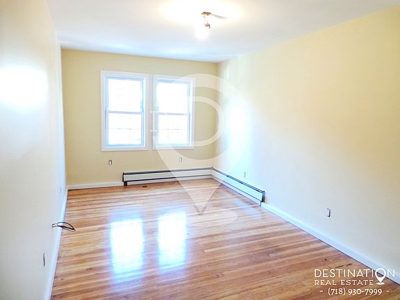 2nd image of 131 Coursen Pl