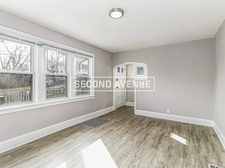 3157 Sunshine Ave — Photo 6