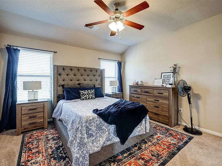 5901 Scenic Lake Dr — Photo 31