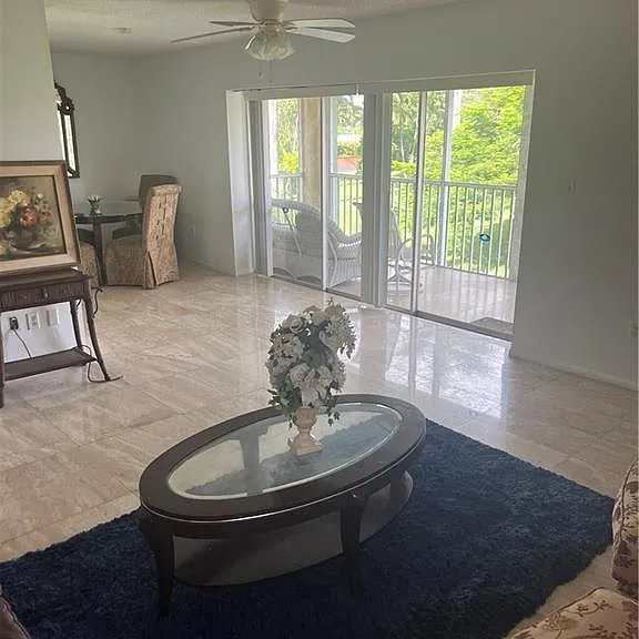 1400 Pompei Ln #6 — Photo 1