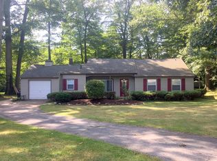 418 E Parsons Ave, Watervliet, MI 49098