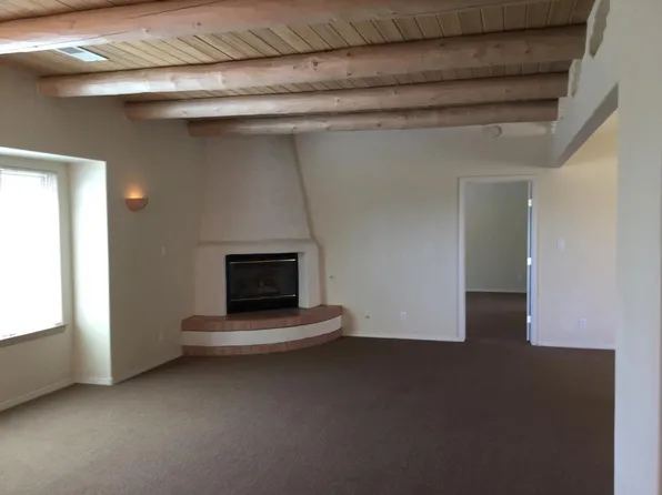 1101A Harrison Rd, Santa Fe, NM 87507
