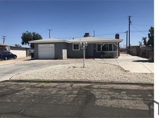 16247 Del Parque Ct, Victorville, CA 92395