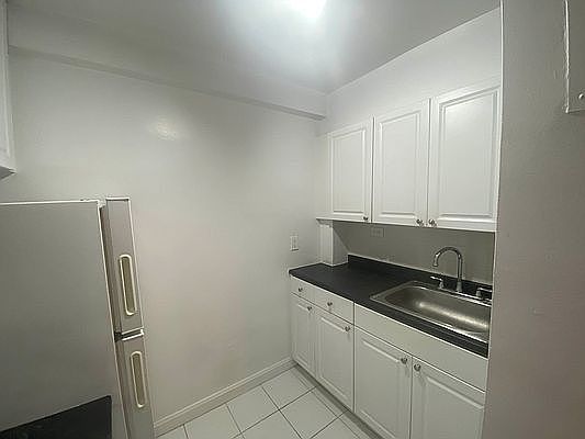 3rd image of 71-40 112th St #607