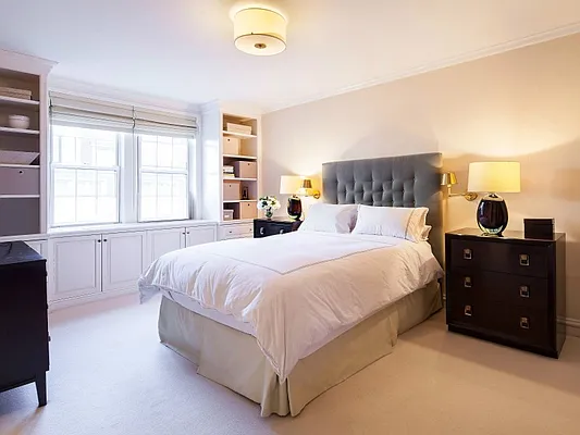 Sold by Sotheby's International Realty | media 25