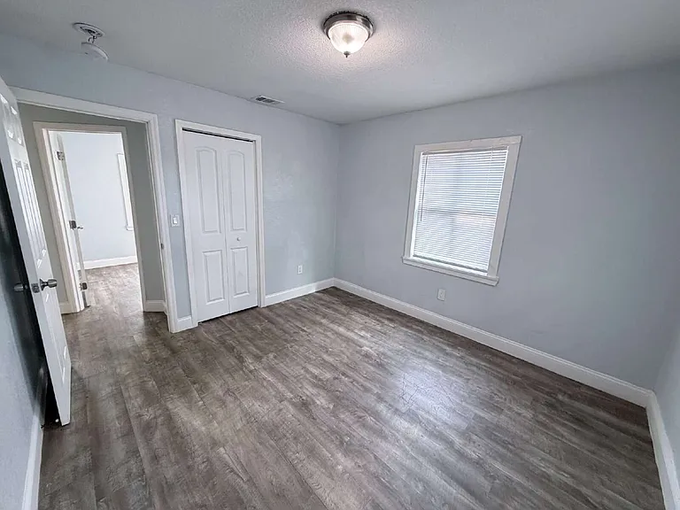 815 N Davis Ave — Photo 14