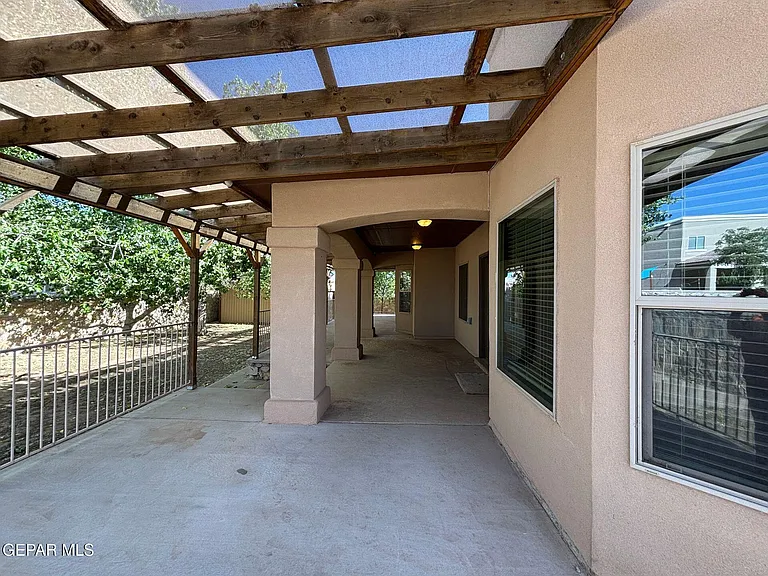 5724 Valley Lilac Ln — Photo 45