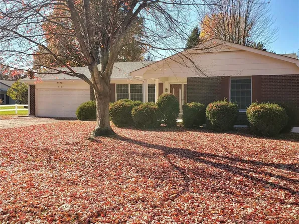 3309 Shrewsbury Ln, Saint Charles, MO 63301