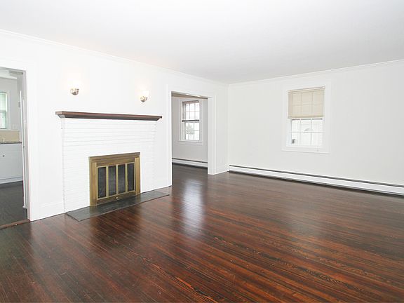2nd image of 14 Jackson Ave
